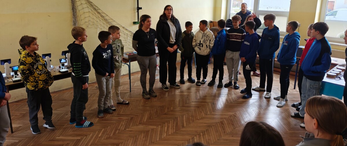 Učenici na STEM Radionici Udruge BIOTEKA u Svetom Martinu na Muri