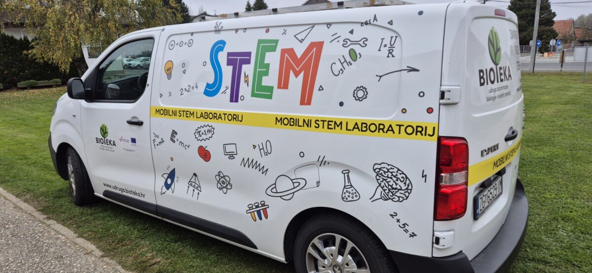 Učenici na STEM Radionici Udruge BIOTEKA u Svetom Martinu na Muri