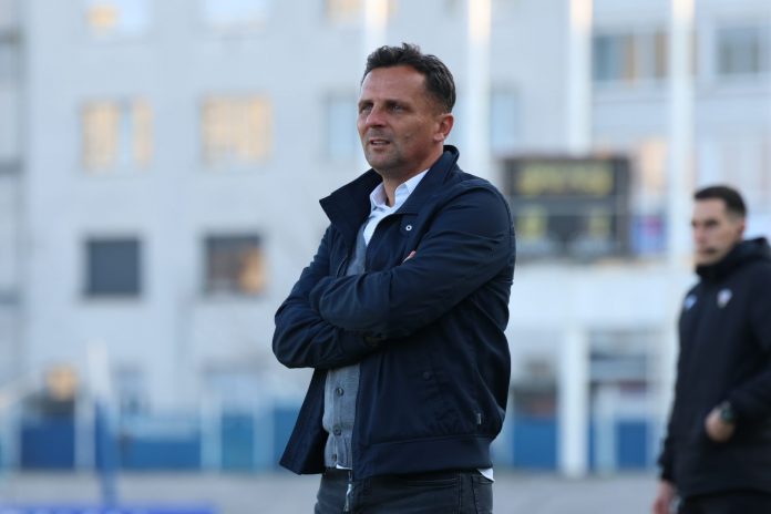 Mario Kovačević na klupi Slavena