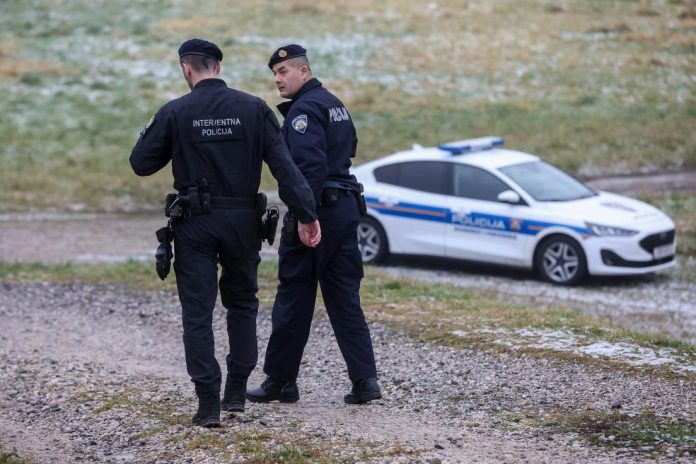 Propucano staklo, USKOK, Potraga na Savi, silovanje, policija traži svjedoke, djece