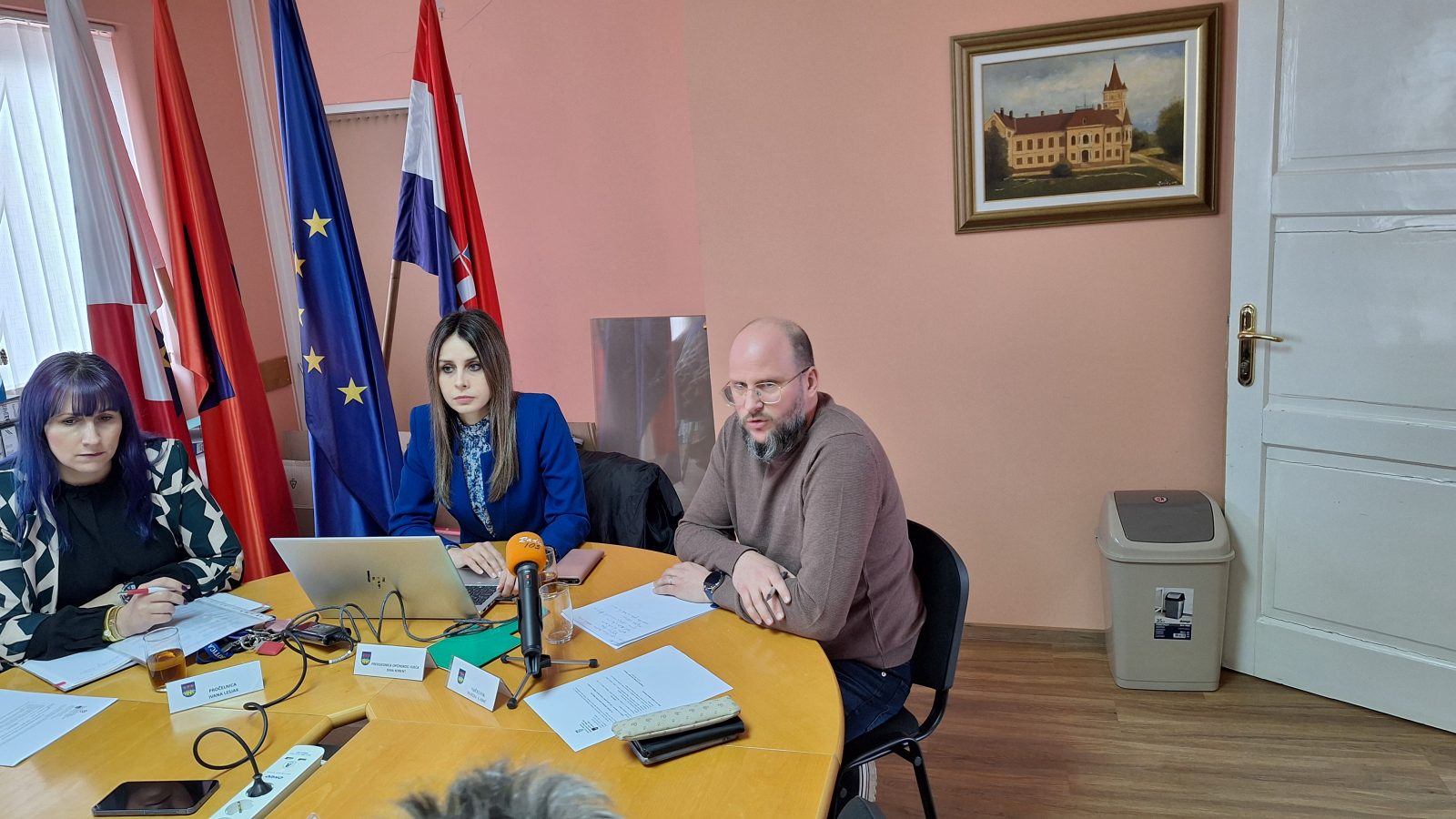 Lesjak, ladić, Korent