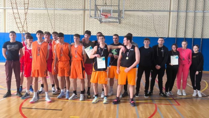 Zlatna medalja za mladiće Tehničke škole Čakovec u KOŠARCI 3 NA 3