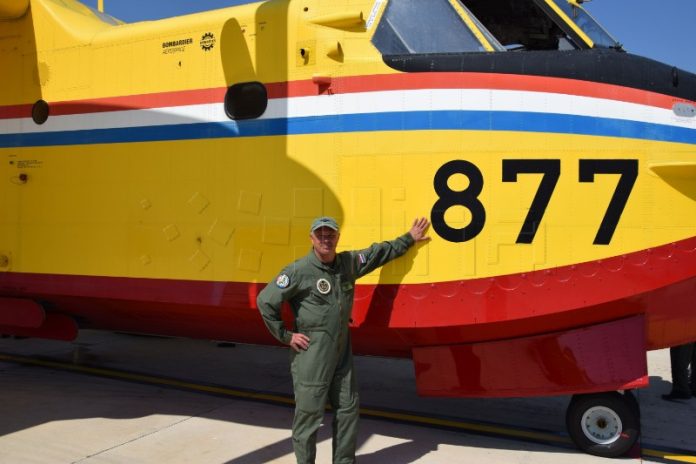Protupožarni avion Canadair CL-415
