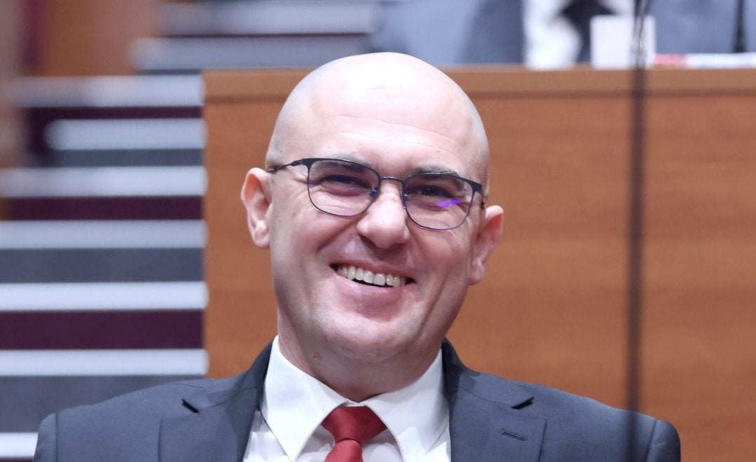 Dabru ukinut imunitet, suočen s istražnim zatvorom!