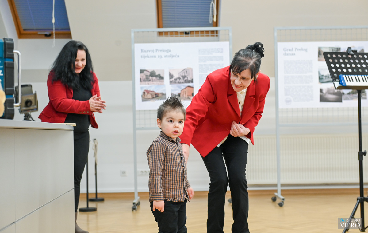 Književni krug Prelog pjesmom obilježio Valentinovo