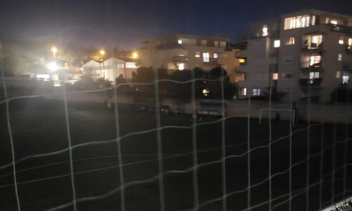 Prvoligašu isključili struju i vodu, djeca trenirala u mraku