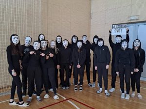 anonymus maske u OŠ Podturen