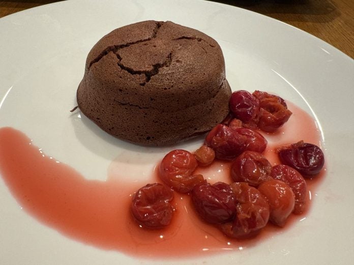 Neodoljivi lava cake sa preljevom