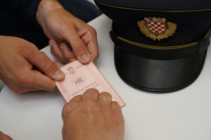 Uhvaćen 47-godišnjak u Štefancu koji ima zabranu vožnje i isteklu vozačku