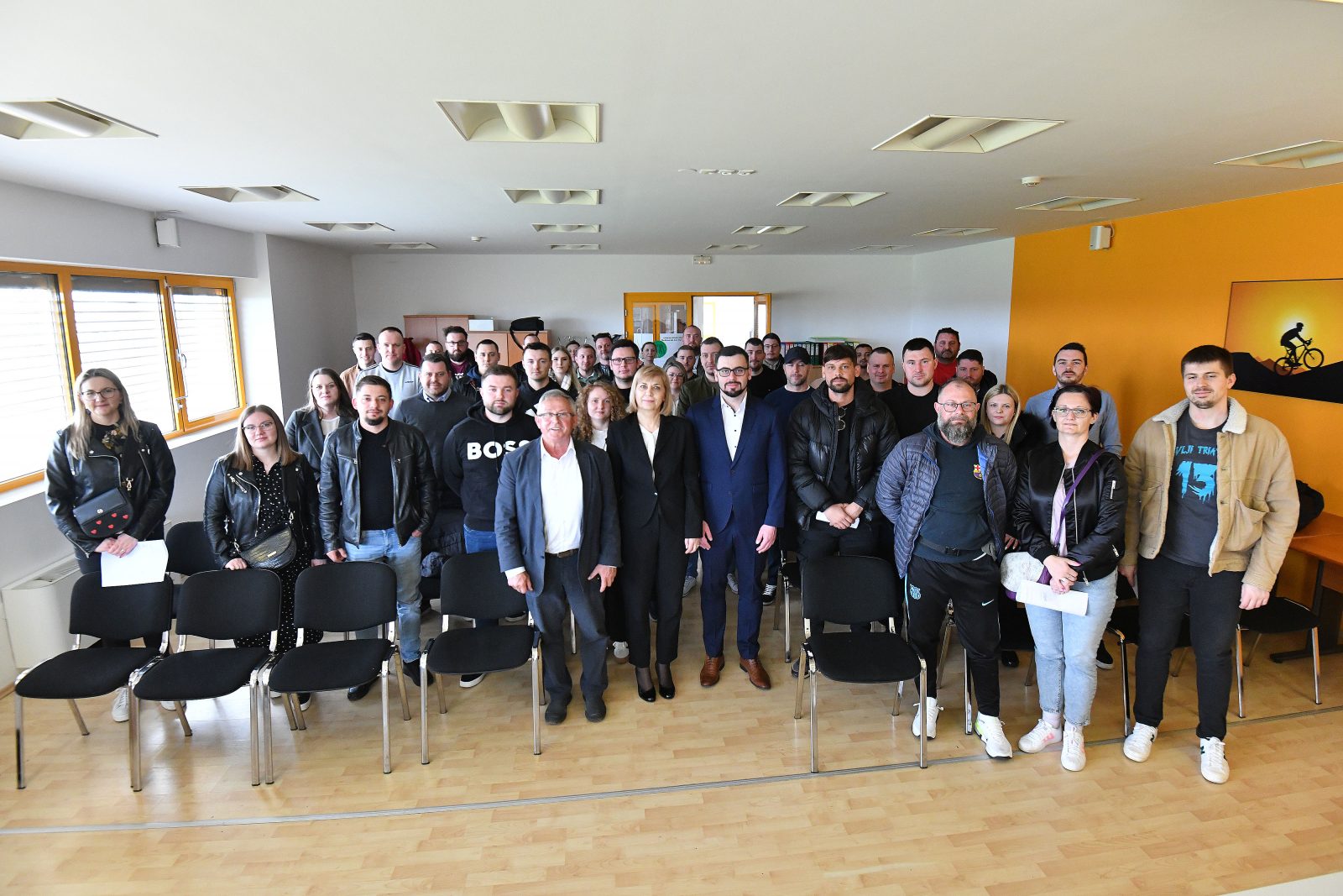 Svečano potpisani prvi ugovori o sufinanciranju kamata za stambene kredite