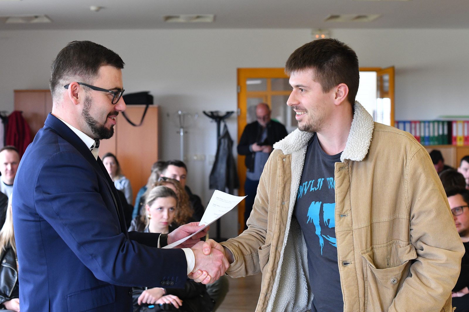 Svečano potpisani prvi ugovori o sufinanciranju kamata za stambene kredite