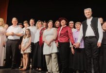 Gradonačelnik Srpak osobno podržao serjojnske kazalištarce na državnoj smotri u Vodicama!