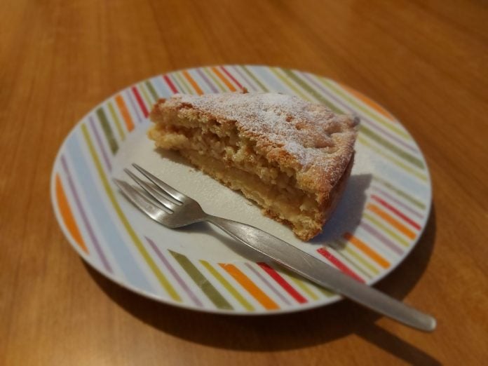 Domaća pita od jabuka