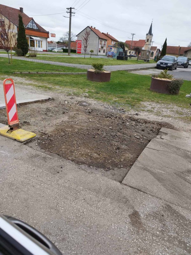 Renovicije cesta u Pribislavcu