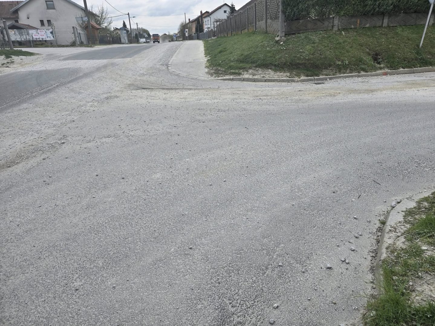 cesta u zebanec selu