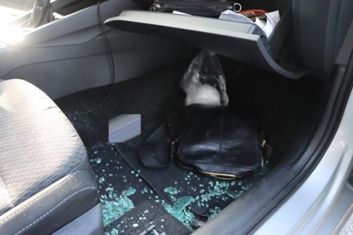 U automobilu, između ostalog, policija našla 362,2 grama kokaina pakiranog u dva plastična omota