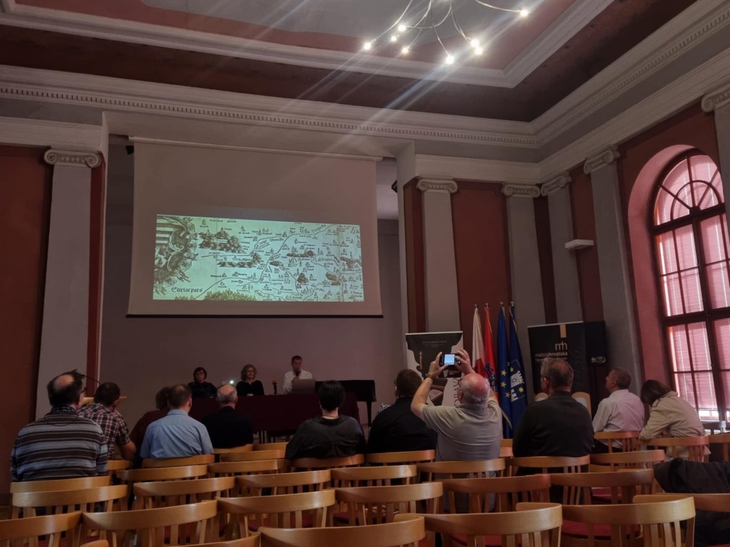 prezentaciju rezultata istraživanja za monografiju županije