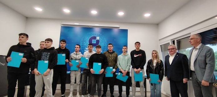 Dodijeljene stipendije Obrtničke komore, učenicima s područja Grada Preloga čestitao gradonačelnik Kolarek