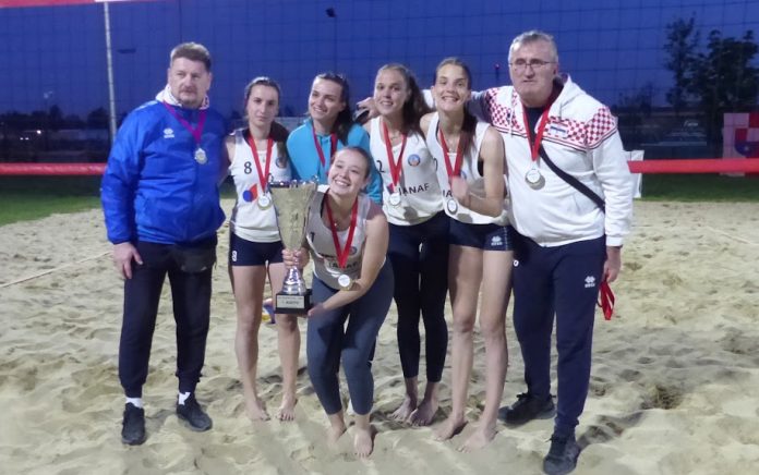 Kup Hrvatske u odbojci na pijesku održan je u Čakovcu – Splićanke i Opatijci slavili, a domaće Čakovčanke pokazale borbenost i kvalitetu.