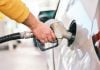 Ilustracija točenje goriva u auto