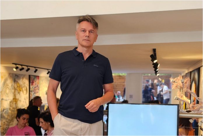 Krunoslav Bedi izložba u Amsterdamu, AI u obrazovanju, Krunoslav Bedi Oxford