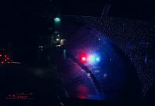 Pijan zapeo među tračnice, policajac izazvao kaos u Dubravi! Pijan zapeo među tračnice, policajac izazvao kaos u Dubravi!