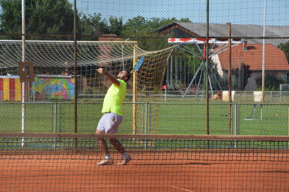 tenis u Donjoj Dubravi