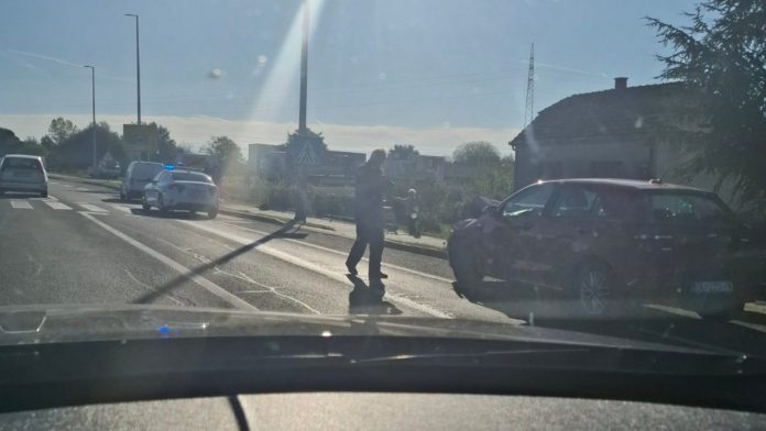 Prometna nesreća u Nedelišću: Tri vozila u sudaru, lakša šteta