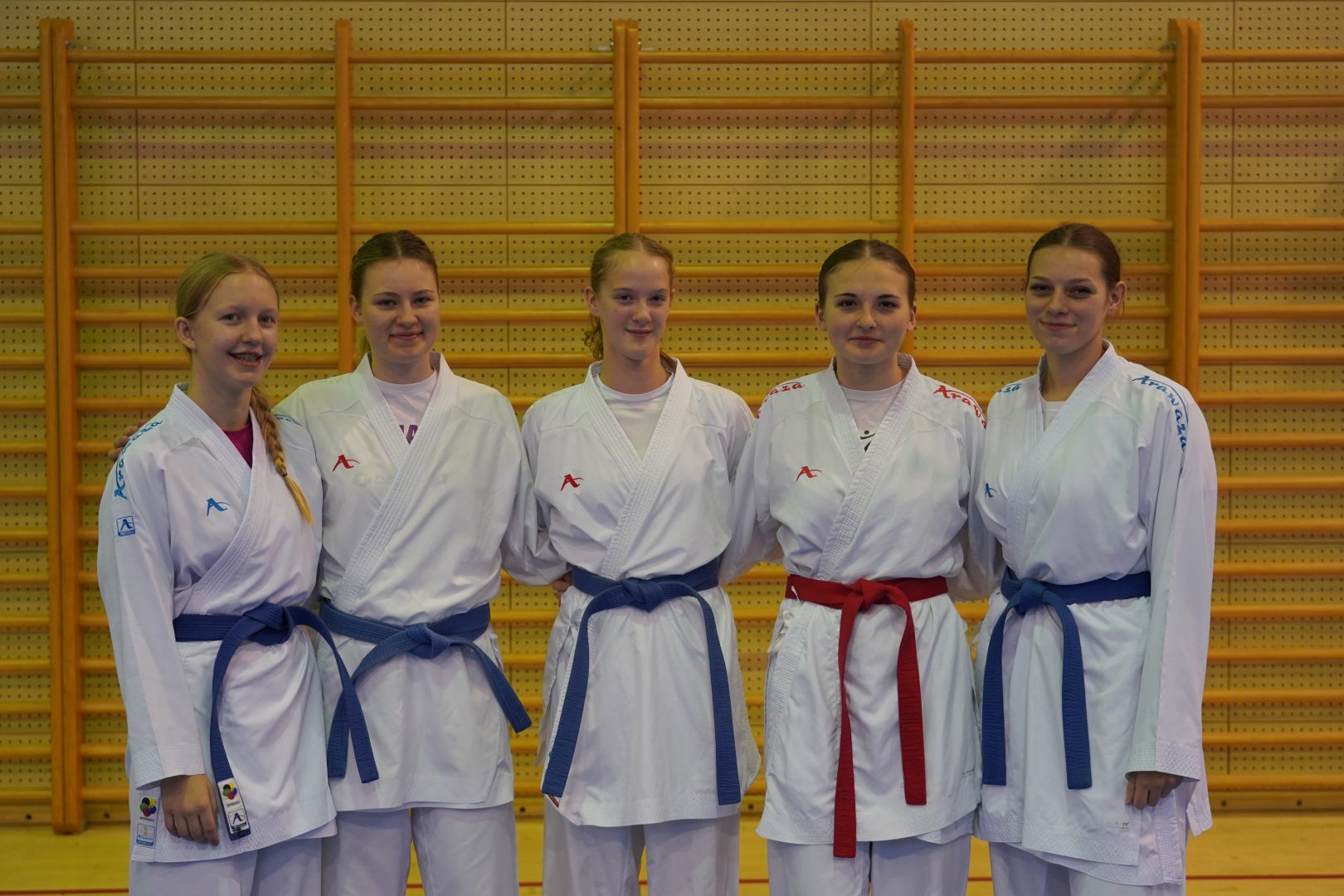 Laura Strahija iz Dekanovca trenira s hrvatskom karate reprezentacijom u Sv. Martinu na Muri
