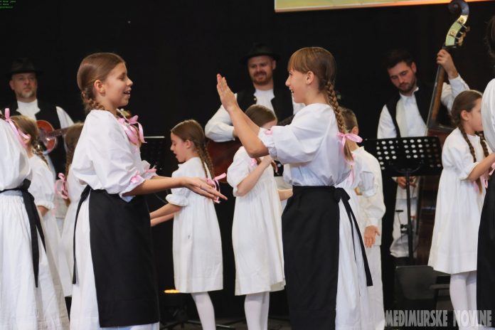 smotra dječjeg folklornog stvaralaštva Mala Subotica