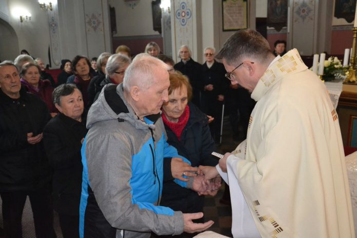 Marija Lurdska u Župi Sveti Juraj u Trnju