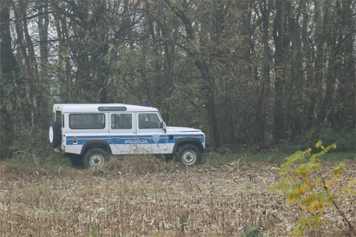 policija