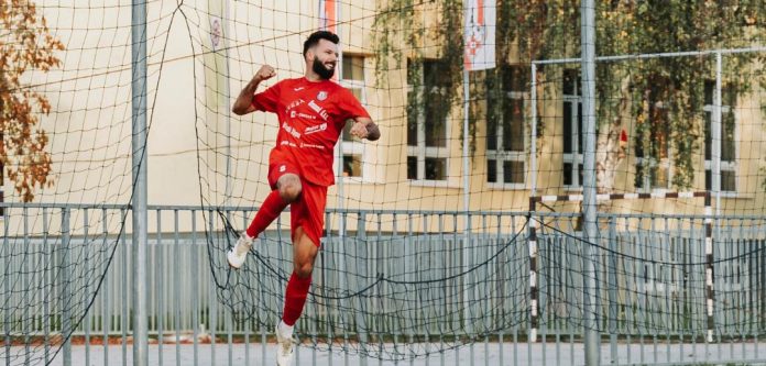 NK Podturen - igrač slavi gol