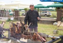 Spektakl pečenja vola u Orehovici: 540 kg tradicije i 450 obroka ! Stjepan Crnčec