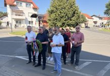 Polaganjem vijenca i paljenjem svijeća u Murskom Središću odana je počast žrtvama Prvog i Drugog svjetskog rata.