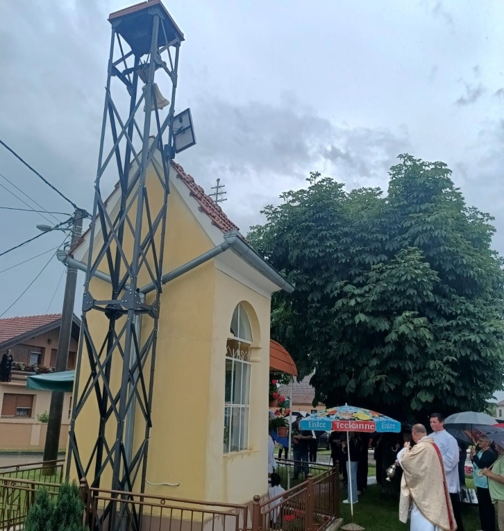 U Pretetincu blagoslovljeno novo zvono kod kapelice Presvetoga Trojstva 