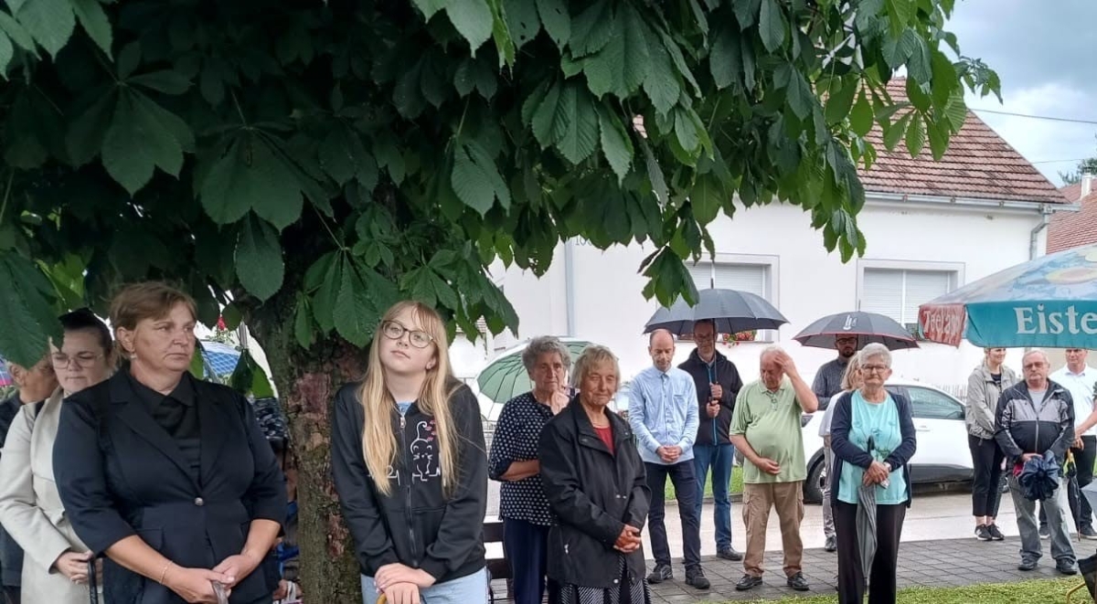 U Pretetincu blagoslovljeno novo zvono kod kapelice Presvetoga Trojstva 