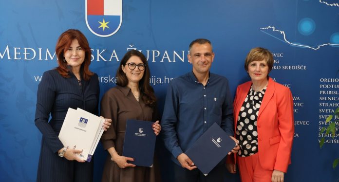 Na slici su Matija Posavec, Ljerka Cividini, Senka Klarić i Sonja Tošić Grlač