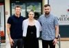 Načelnik Nikola Novak ugostio Karlu Hergotić nakon svjetskog rekorda u bacanju kugle Gabrijel Stojanović, Karla Hergotić i Nikola Novak
